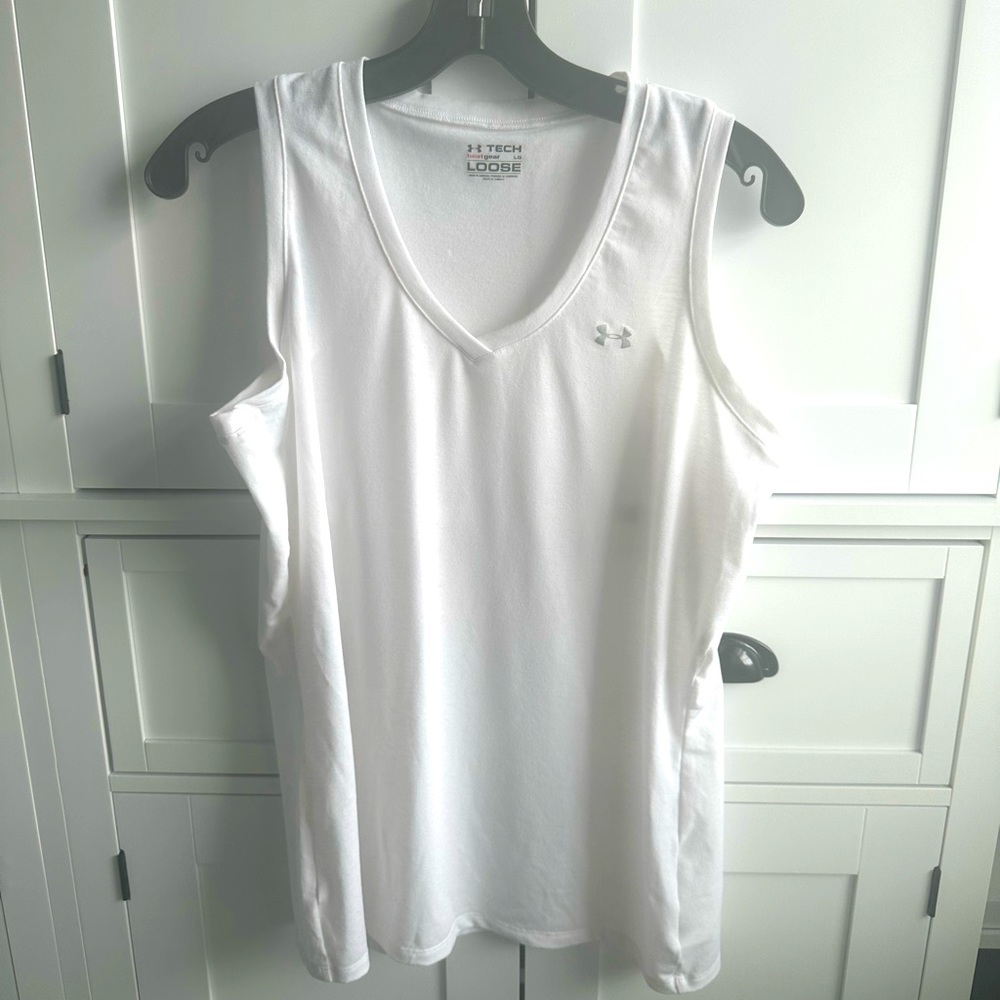 Under Armour Tech Heat gear Loose fit -LG